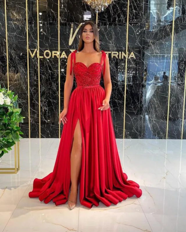 Women's Temperament Long Banquet Evening Dress Suspenders Sequined Large Skirt Red - Shop at LoveMi