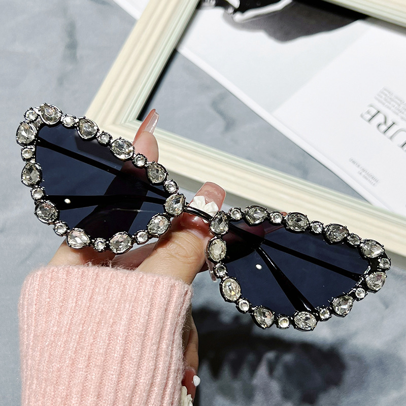 Women's New Cat-eye Sunglasses With Diamonds
