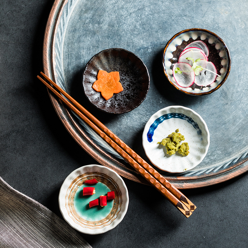 Japanese Chrysanthemum Flavored Ceramic Plate
