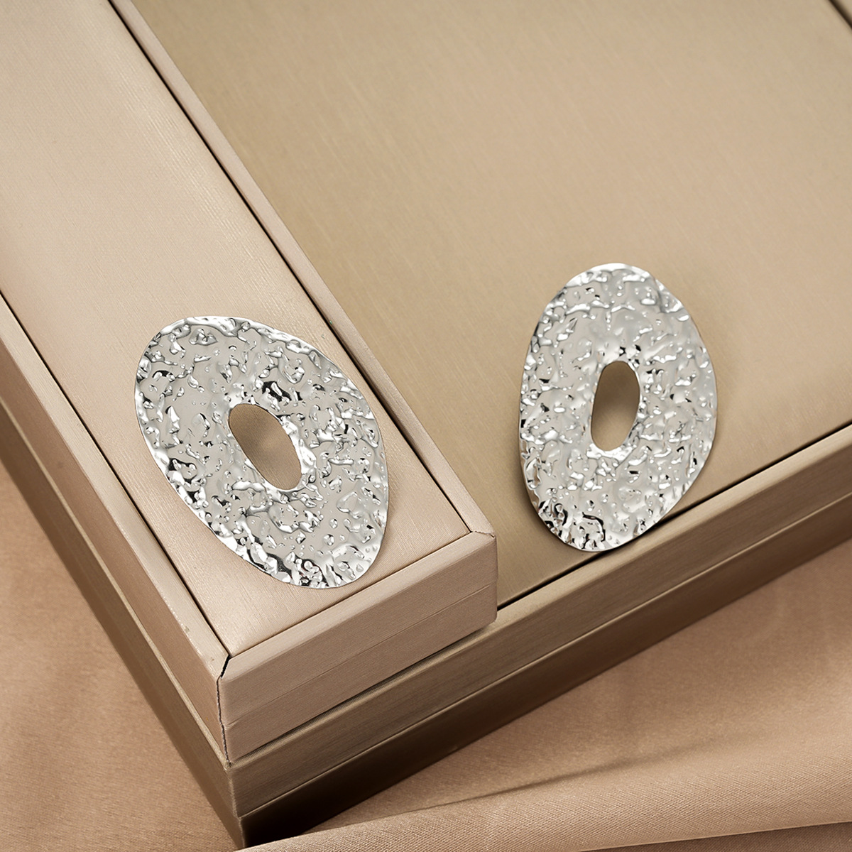 Style 61-1 Pair preview