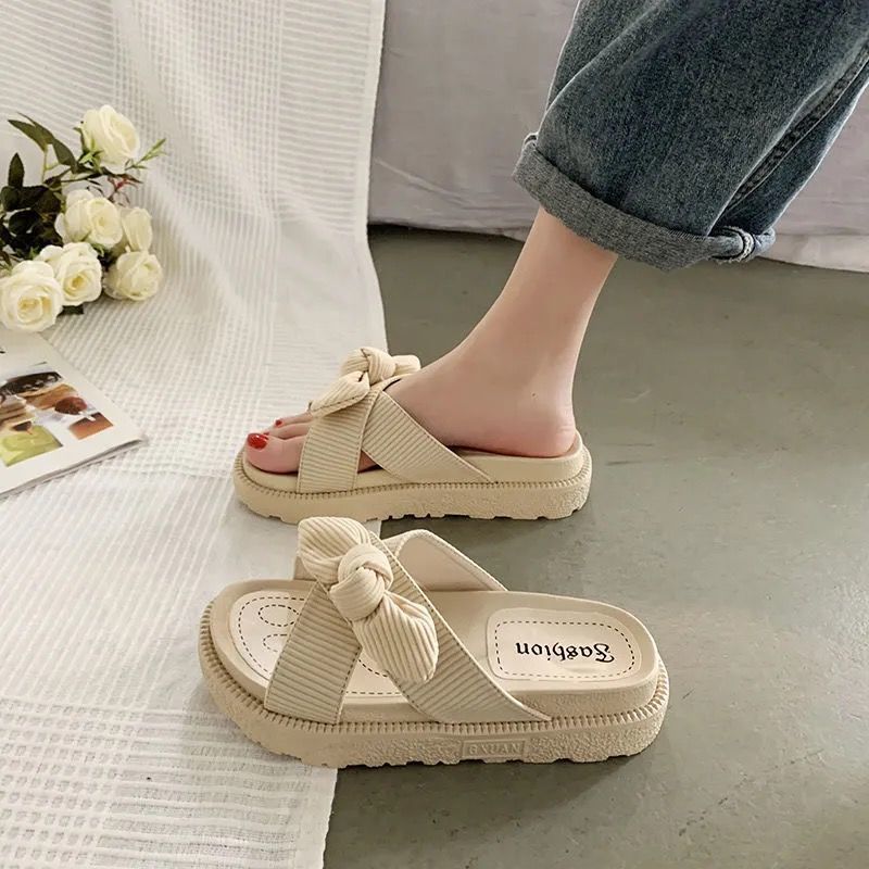 203beige slippers