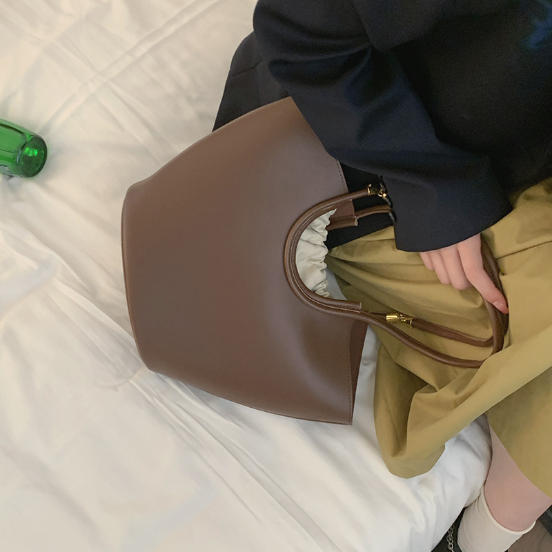 High-grade High-capacity Portable Shoulder Bag