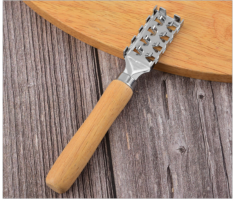 Household Wooden Handle Fish Scale Scraper