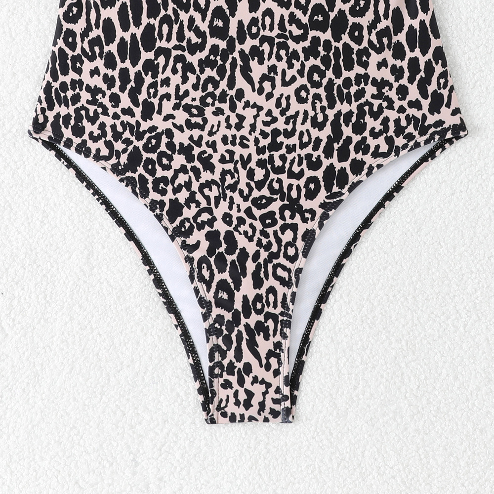 Buy Women's Clothing Online | Buy Trending Dresses for Women