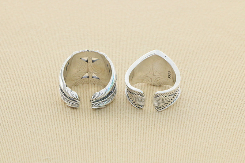 Title 1, Bague Punk Ray Sun Ray en argent sterling. Un b...