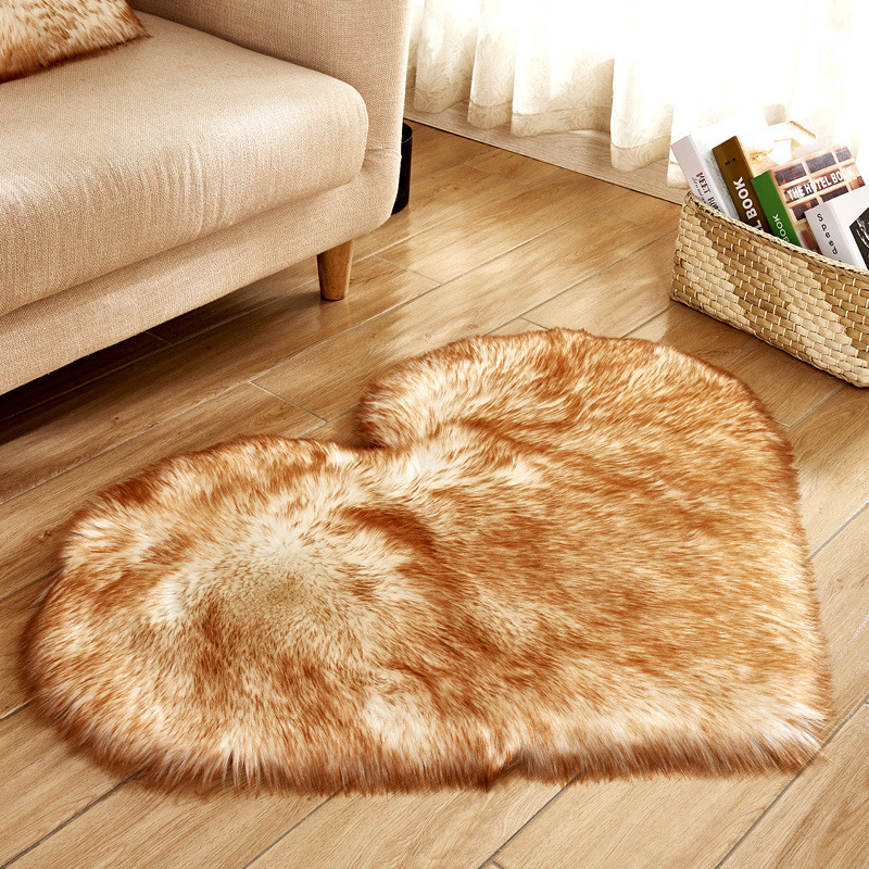 Multifunctional Plush Heart-shaped Carpet For Home Decoration, Which Is Anti-skid And In A Cute Girly Style