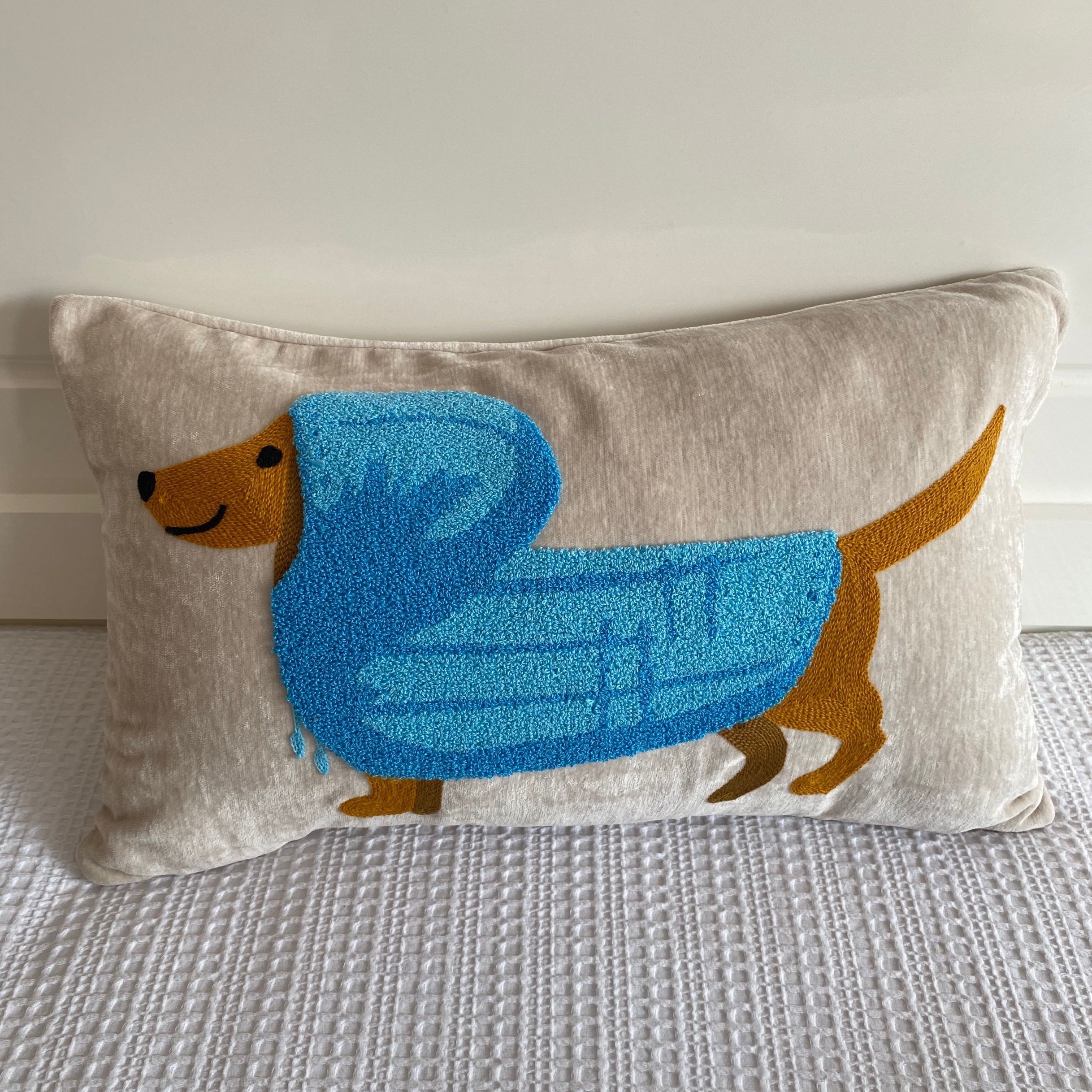 Double sided wool blue dog