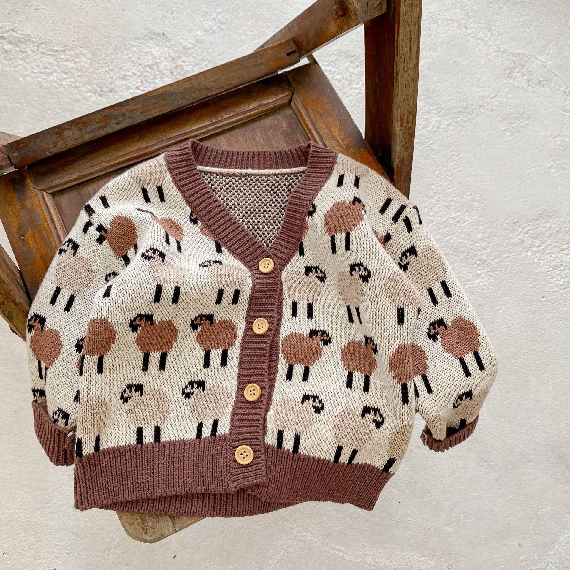 Little Lamb Jacquard V-neck Knitted Cotton Yarn Jacket