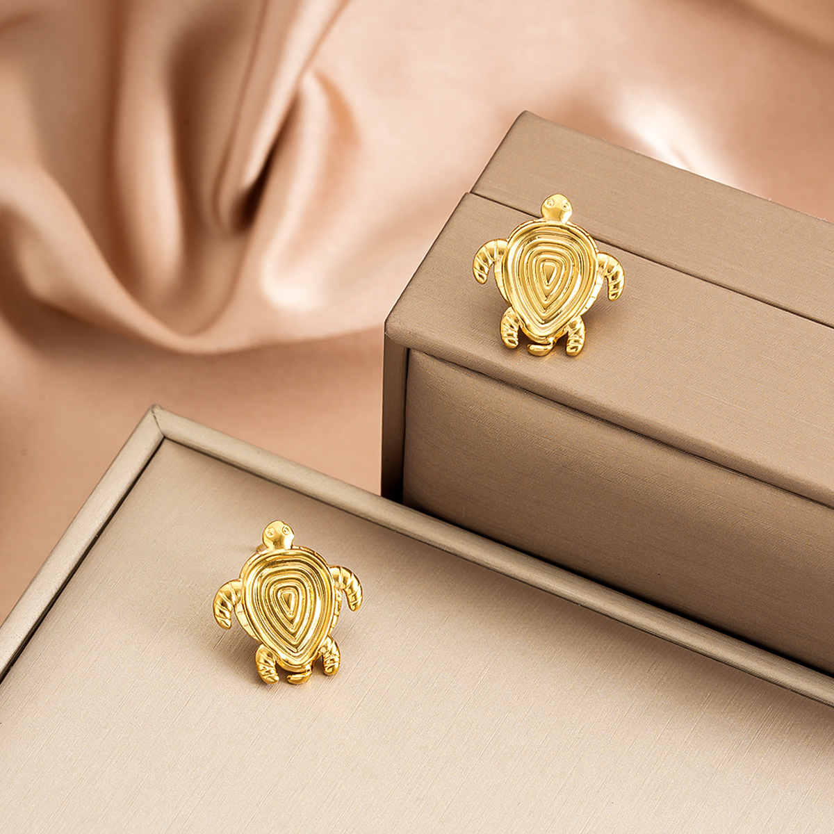 Style 43-1 Pair preview