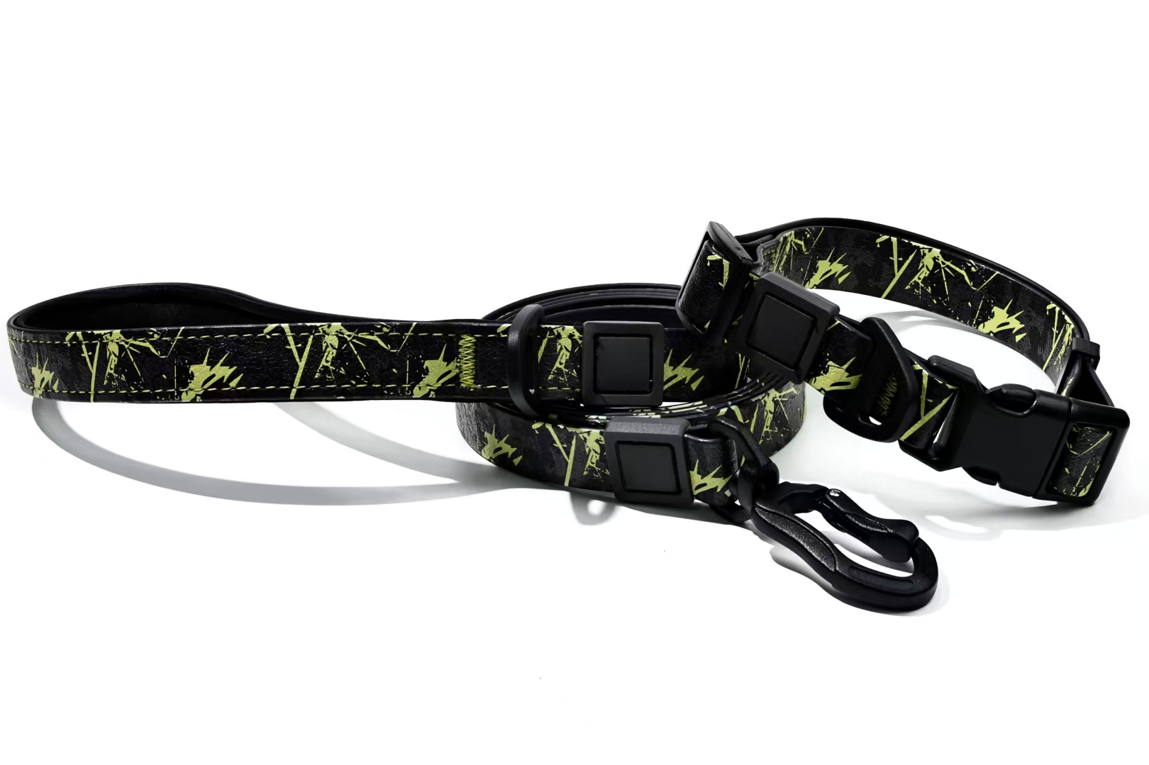 UV Printing Camouflage Embossed Pet Leash Set Is A Perfect Combination Of Style And Functionality Specially Designed For Pets' Outdoor Activities. ... Green - Shop at LoveMi