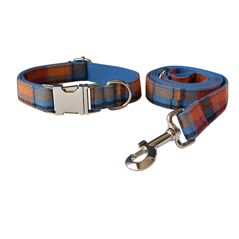 Boucle en alliage de collier de chien de velours bleu