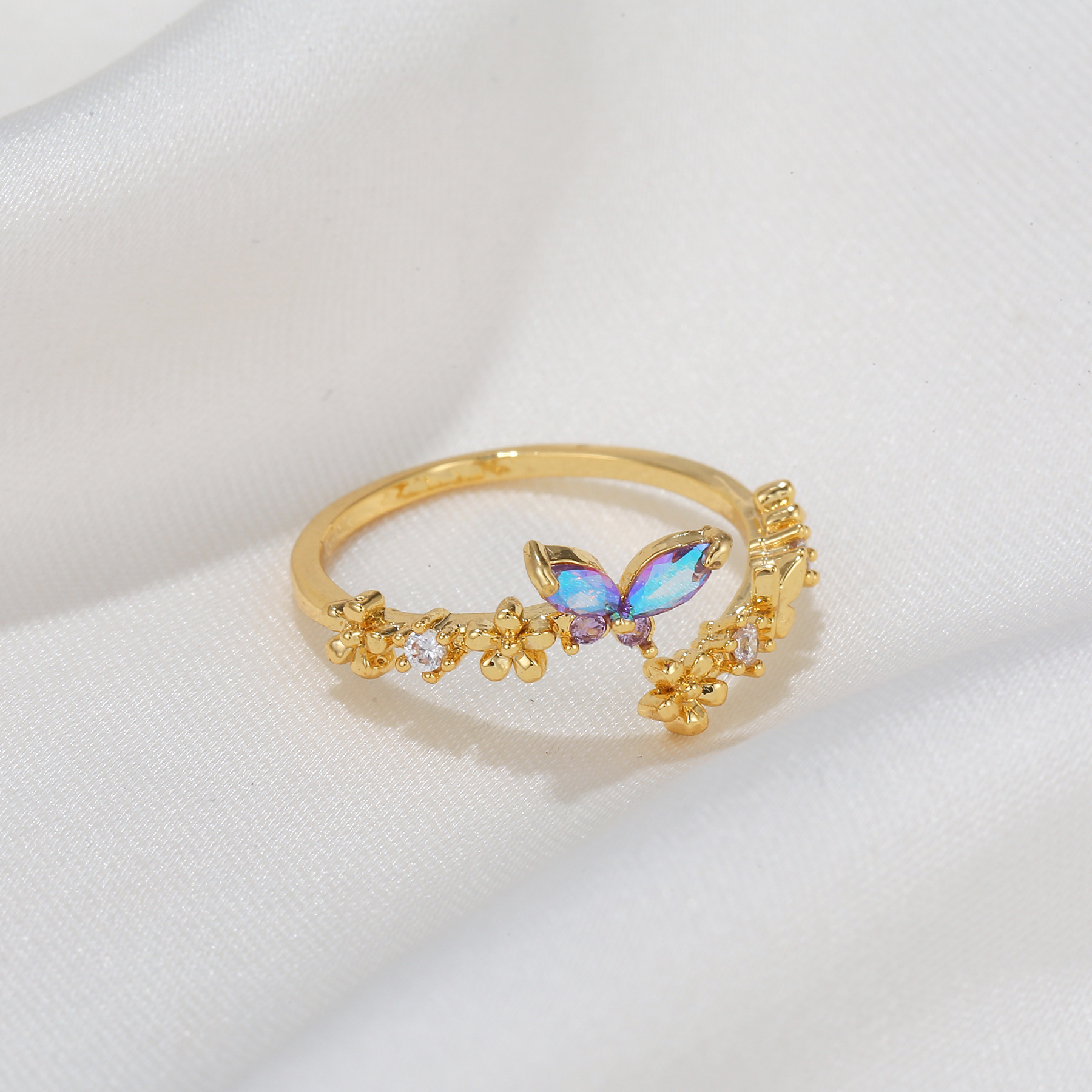 Title 3, Fashion Nev Gradual Butterfli Ring