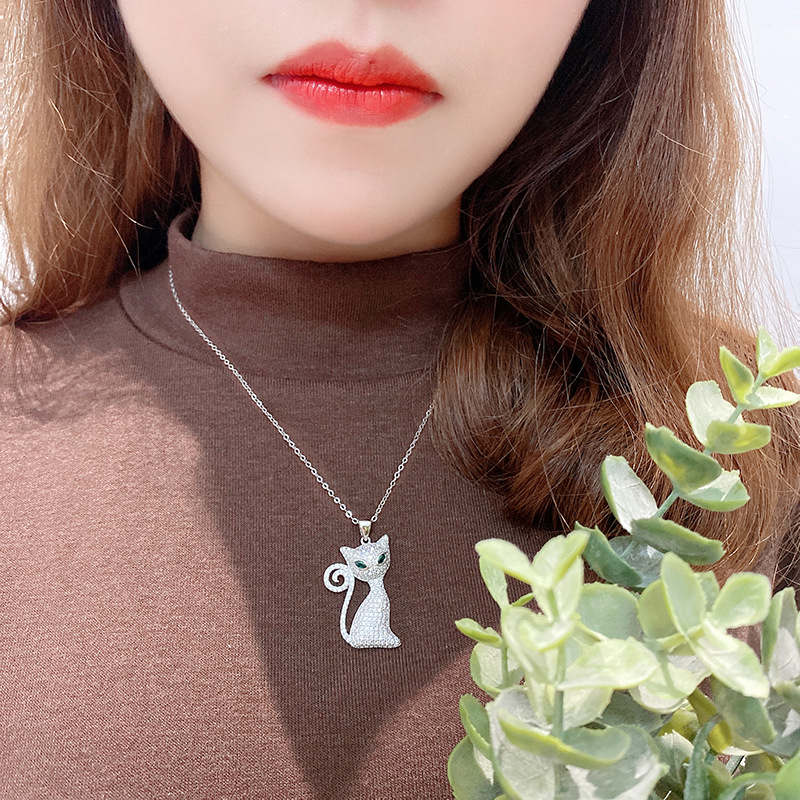 Silver Green Eyes Cat Necklace Europe And The United States