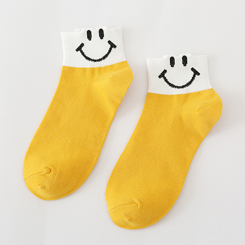 Title 7, Chaussettes gros smileys