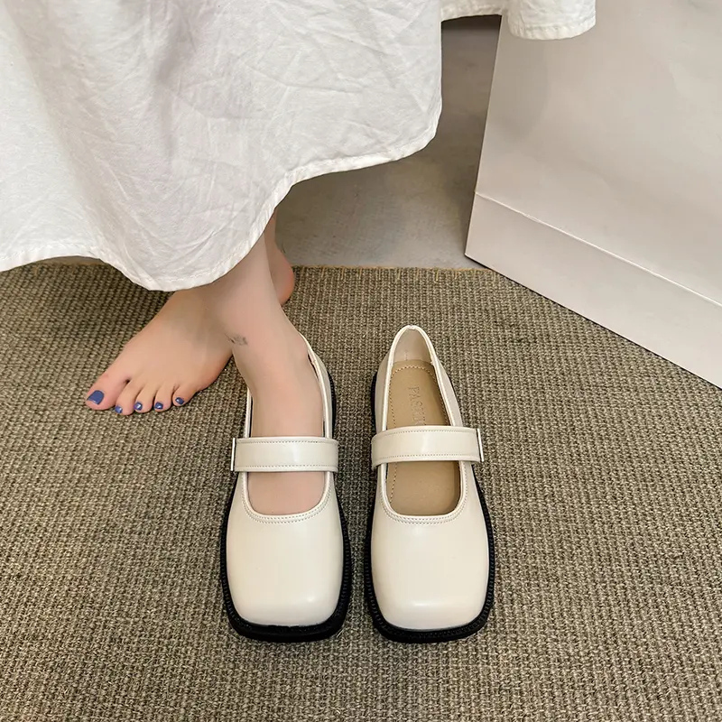 Retro French Mary Jane Little Leather Shoes Women's Shallow Mouth Flat Single Shoes 2025 Spring New Square Headed College Loafers