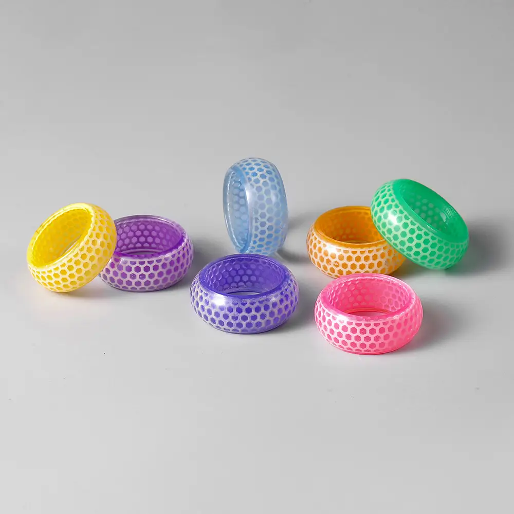 Transparent Resin Honeycomb Pattern Luminous Ring