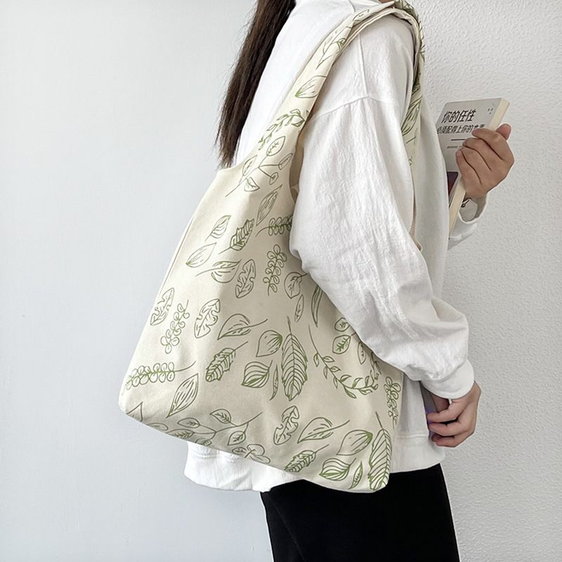 Title 4, Large Capacity Portable Leaf Printed Vest Canva...