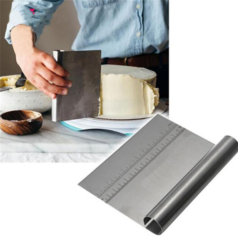 Title 4, Kitchen scale integrated flour spatula