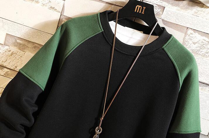 Men's Loose Round Neck Stitching Plus Velvet Sweater