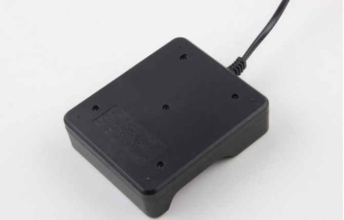 Four-slot Charger 18650 Four-charger With Cable Smart Multi-function Charger - Image 4