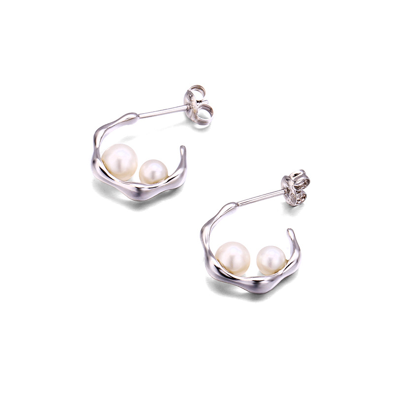Light Luxury Cold Natural Pearl Earrings