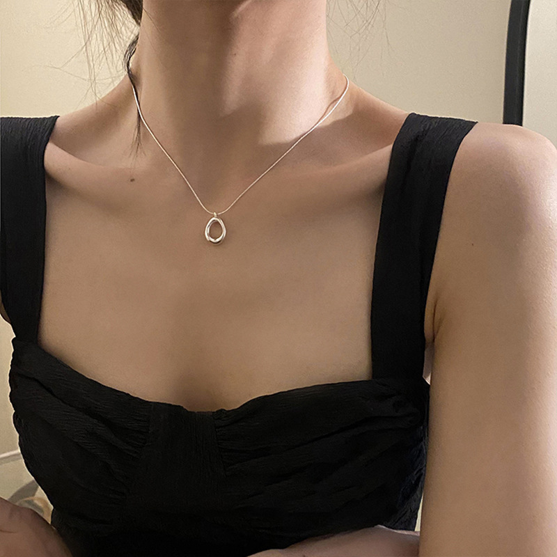 Women's Fashion Irregular Hollow Water Drop Pendant Necklace
