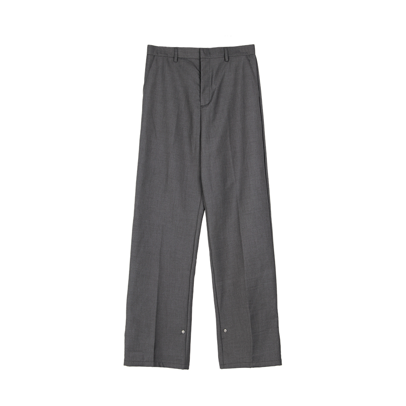 Title 3, Heren casual rechte pantalon met knoopdesign. C...