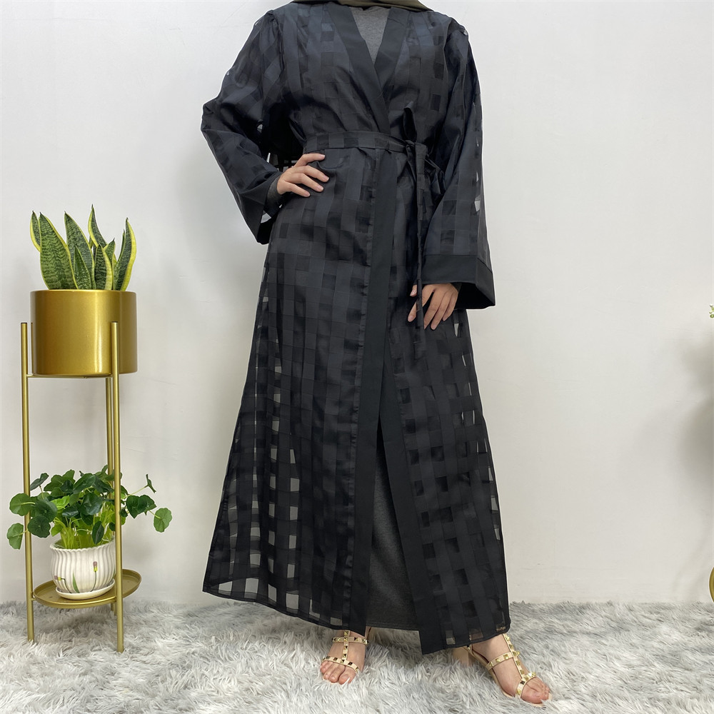 Women's Fashion Plaid Loose Long-sleeved Lace-up Robe
