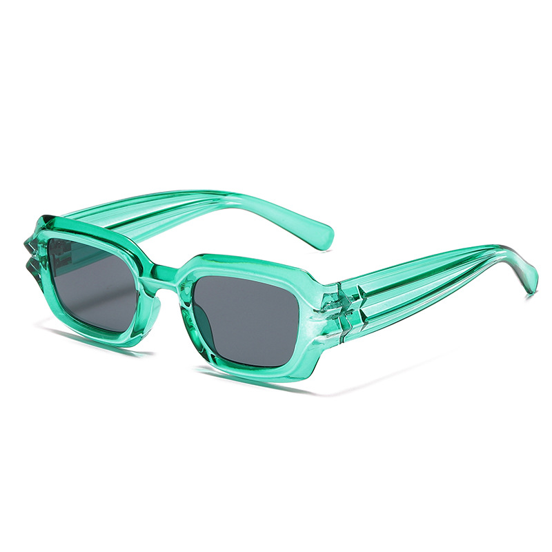 C03 transparent green