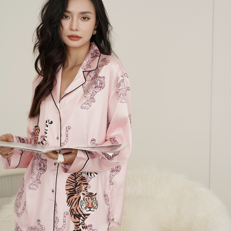 Title 5, Printed Loose Sleeve Cardigan Women