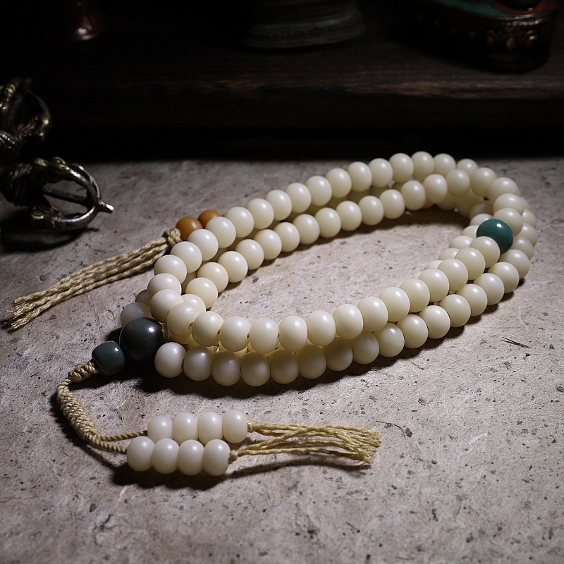 Title 4, White Bodhi Seed Beads Bracelet 108 Pieces