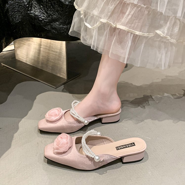 Women Square Toe Satin Mule Flats 3D Fabric Rose Ornament Double Pearl Chain Strap Low Block Heel Backless Slip On Mules Romantic Fairy Closed Toe Slide Shoes For Daily Party 3