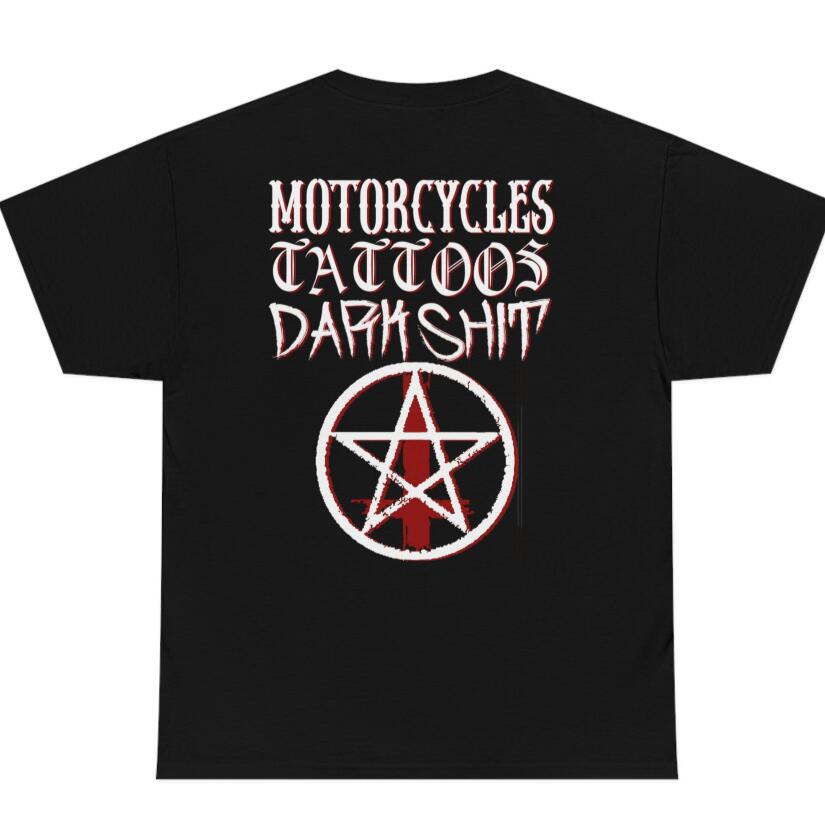 Title 2, T-shirt Unisex con Tatuaggio Motociclistico. Pe...