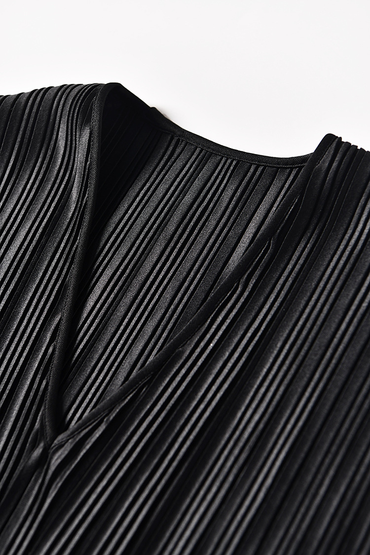 Vintage Inspired Pleated Midi Dress