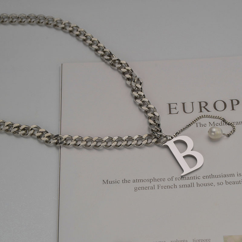 Japanese And Korean Fashion Personality Letter Necklace Cold Windbreaker Chain