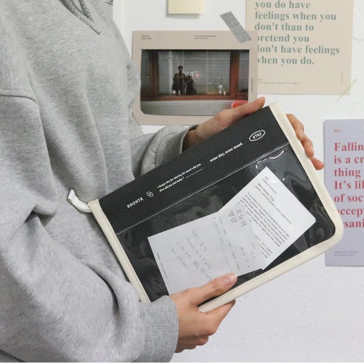 Simple Ins Liner Tablet Storage Bag