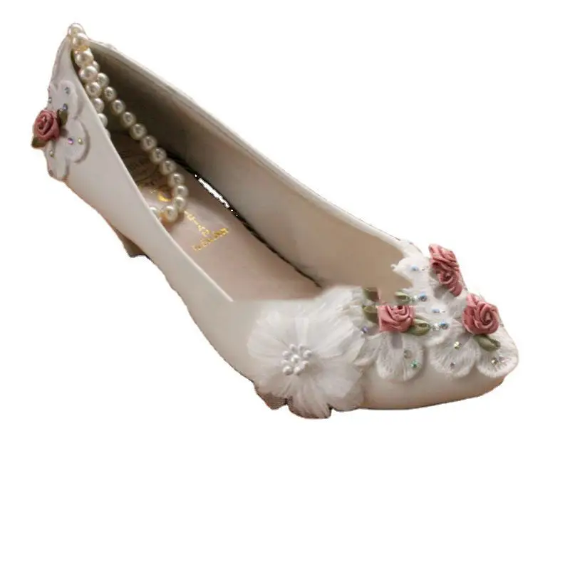 Women's Decorative Pearl Anklet Wedding Pumps with Floral Embellishments