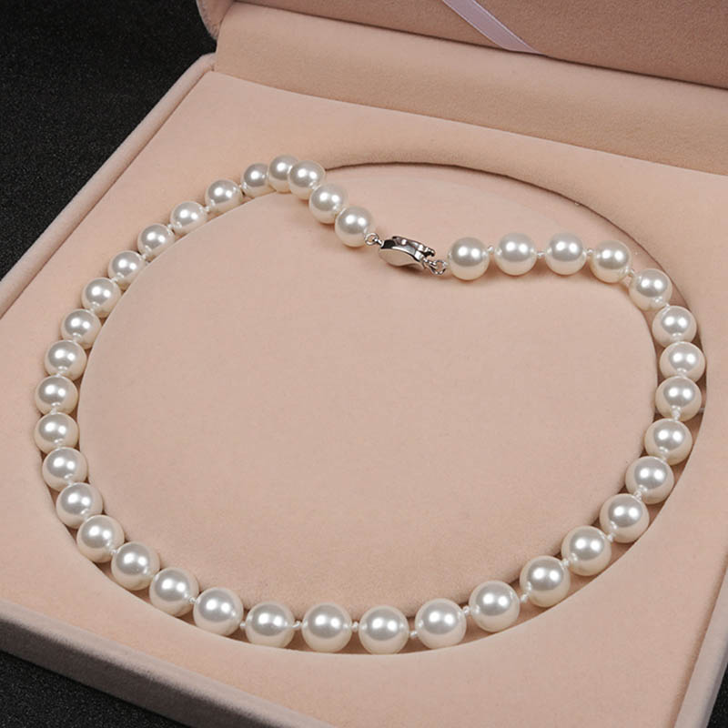 Women's Elegant Round Shell Pearl Necklace - Picture 6 of 6