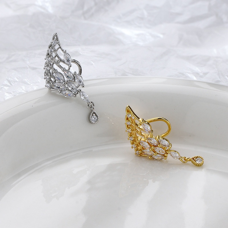 Zircon Elf Ear Clip Super Fairy