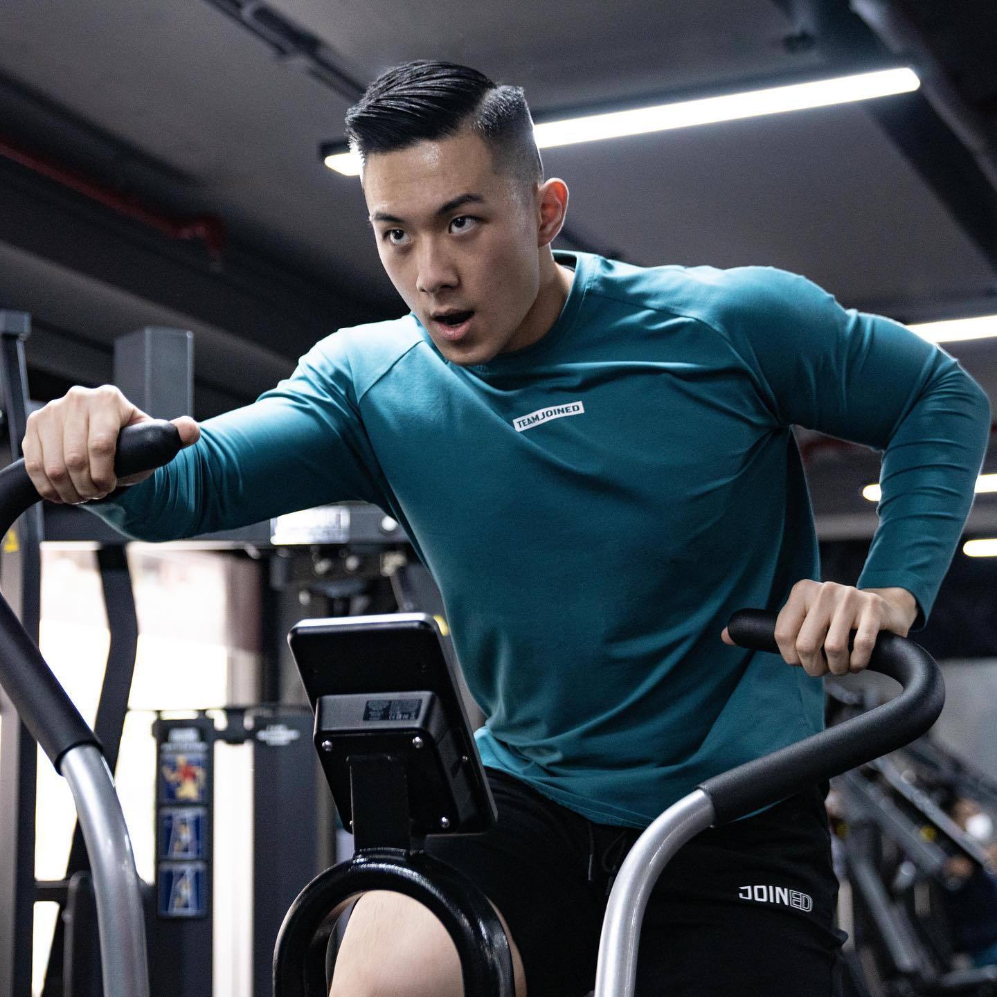 Green SPORTS FITNESS LONG SLEEVE T-SHIRT MEN