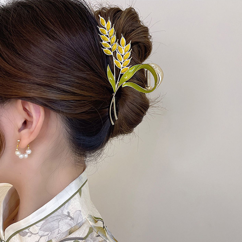 Wheat Alloy Hair Grab The Back Of The Head