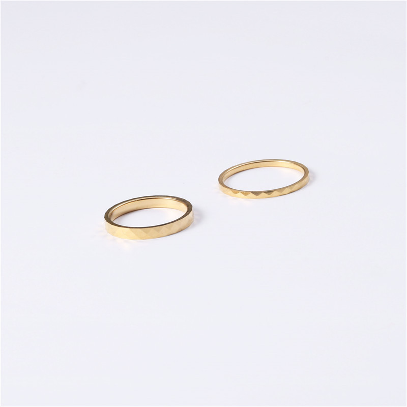 Fashion Personality Tungsten Steel Electroplating Gold Ring