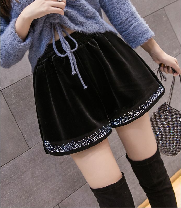  New Autumn And Winter Double-faced Velvet Shorts Women