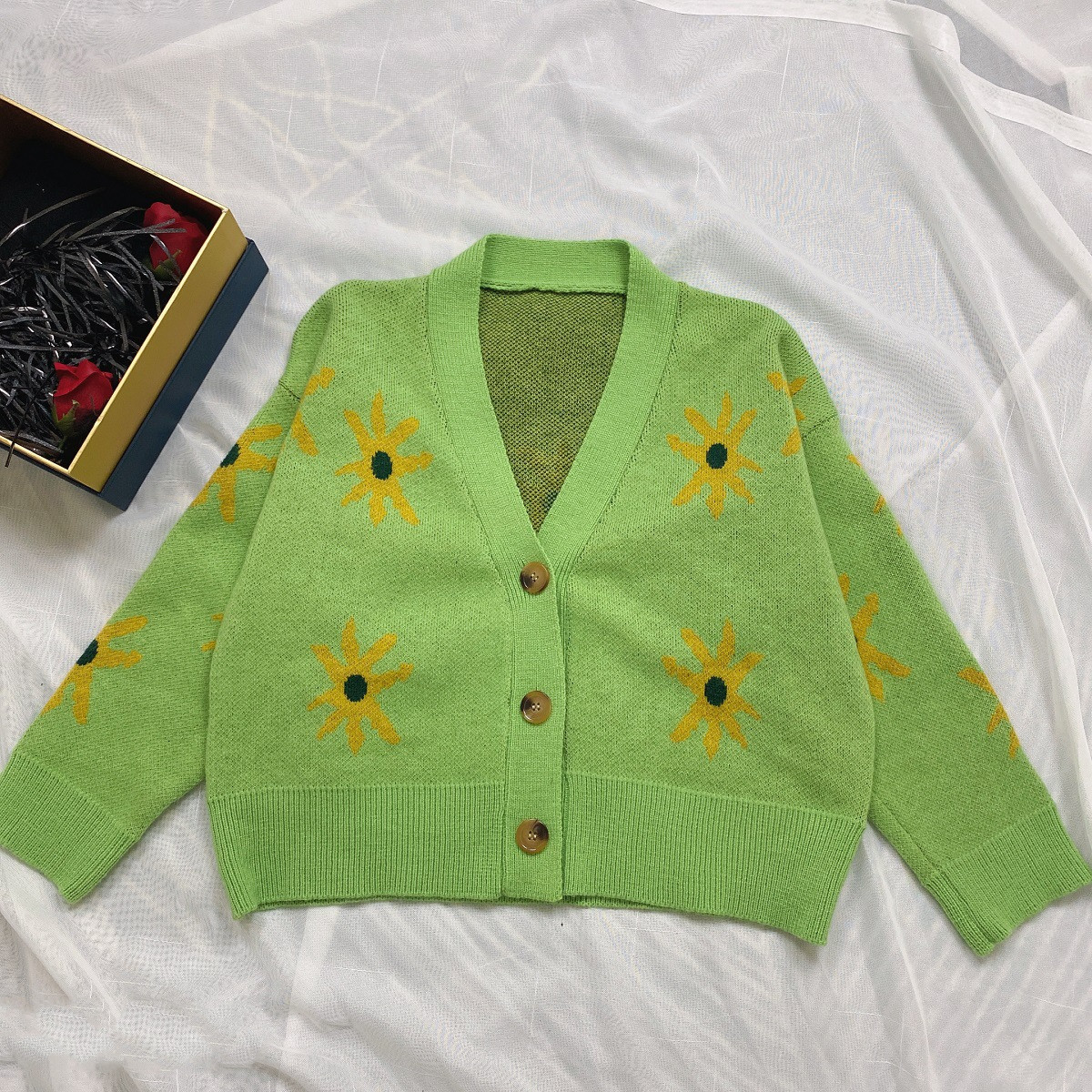 Title 9, College Wind Sunflower Knitted Jacket Loose V-n...