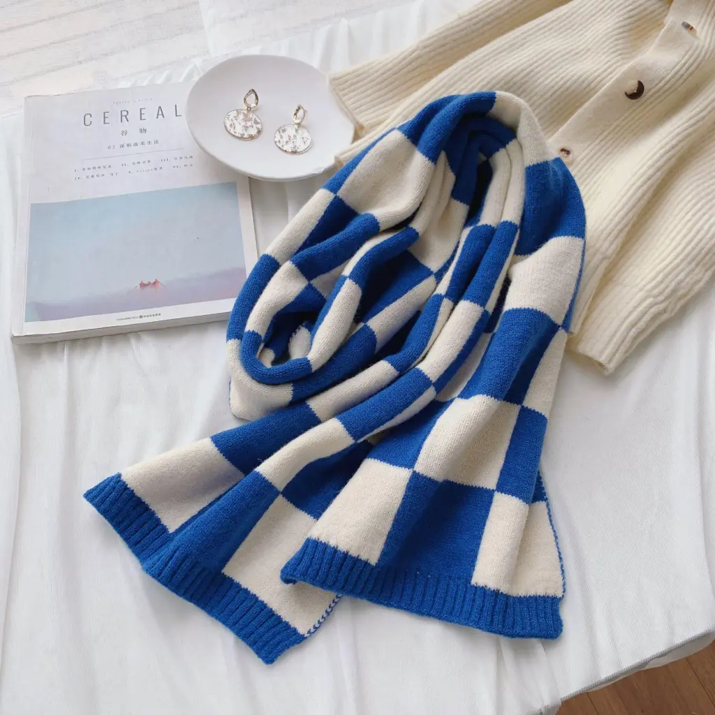 Women's Fashionable And Versatile Color Blocking Plaid Knitted Scarf - Blue