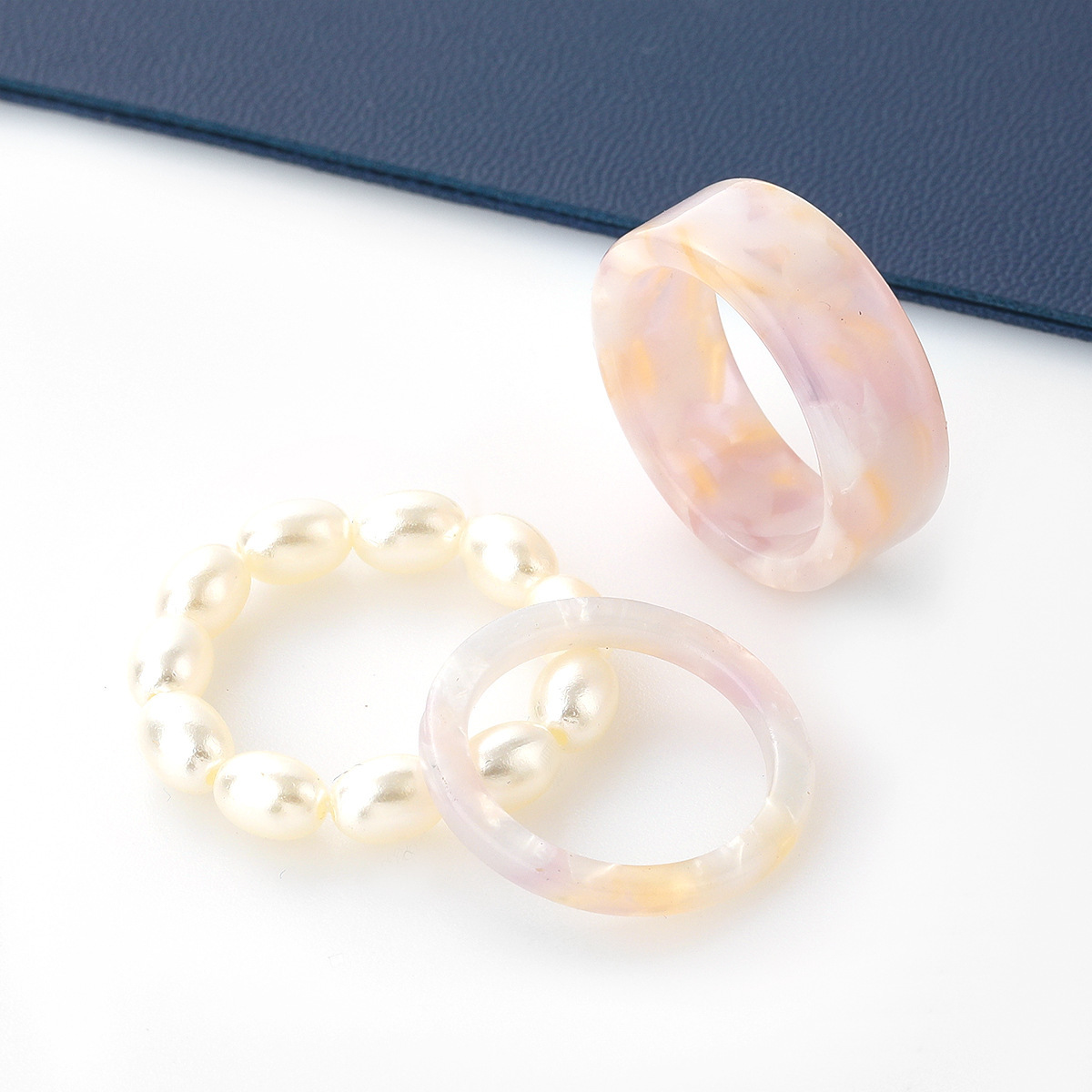 Fashionable European And American Hip-hop Red Leopard Print Resin Imitation Pearl Ring