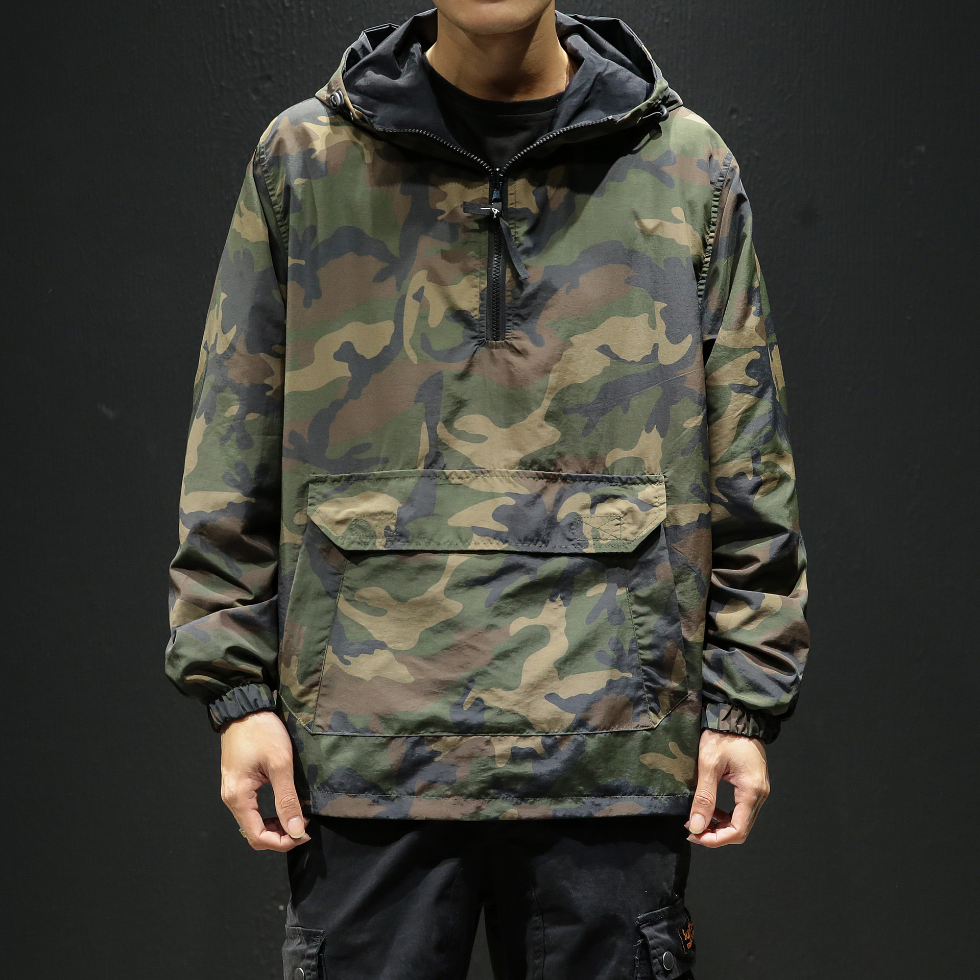 Title 4, Veste à capuche mode camouflage double face