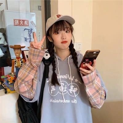 Two Japanese Hooded Color Sensitive Women's Loose Fittings