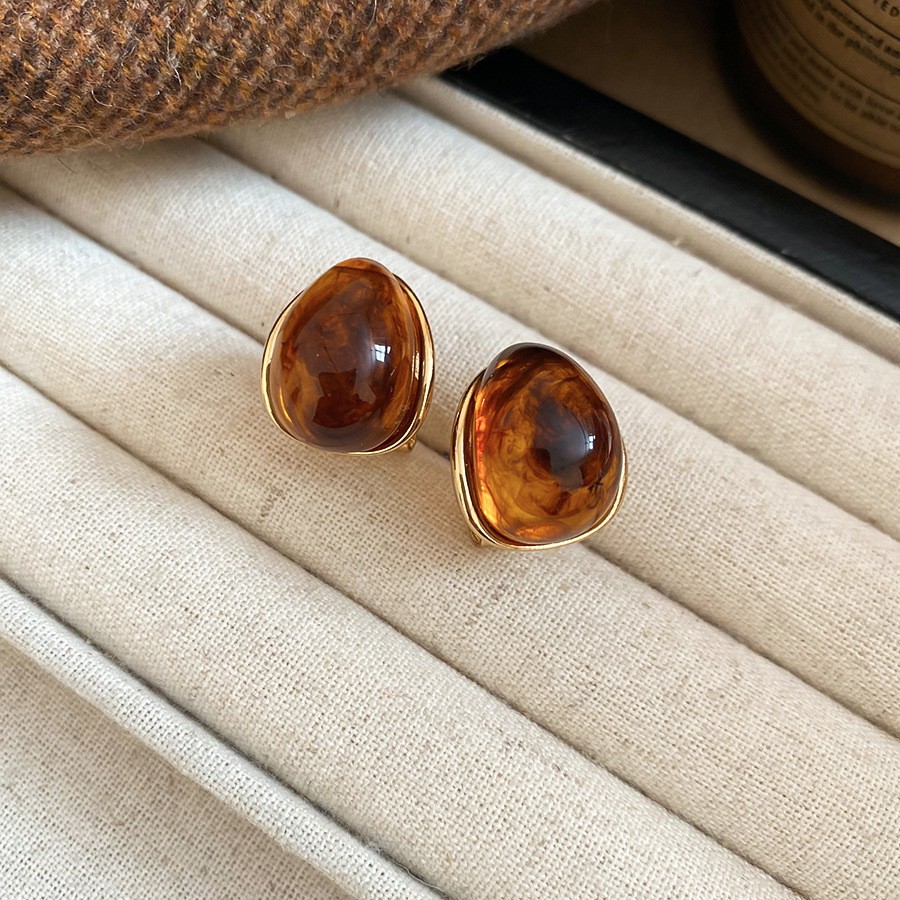 Amber Resin Gold Stud Earrings – Lightweight Statement Pieces - Image 2