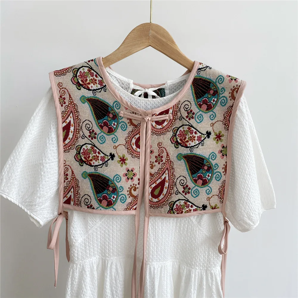 Embroidered Shoulder Scarf Small Shawl Fake Collar - Cashew Pollen